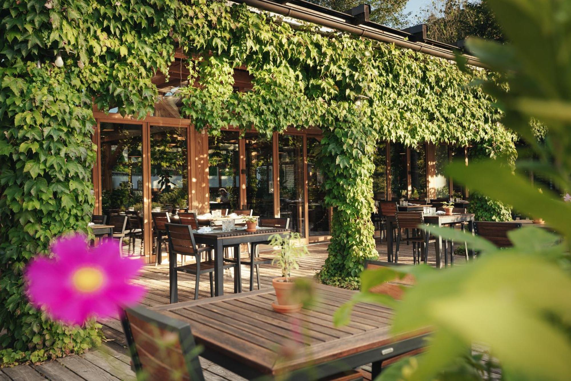 Garden Village Μπλεντ Εξωτερικό φωτογραφία